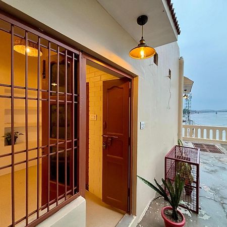 Vintage River Homestay فاراناسي المظهر الخارجي الصورة