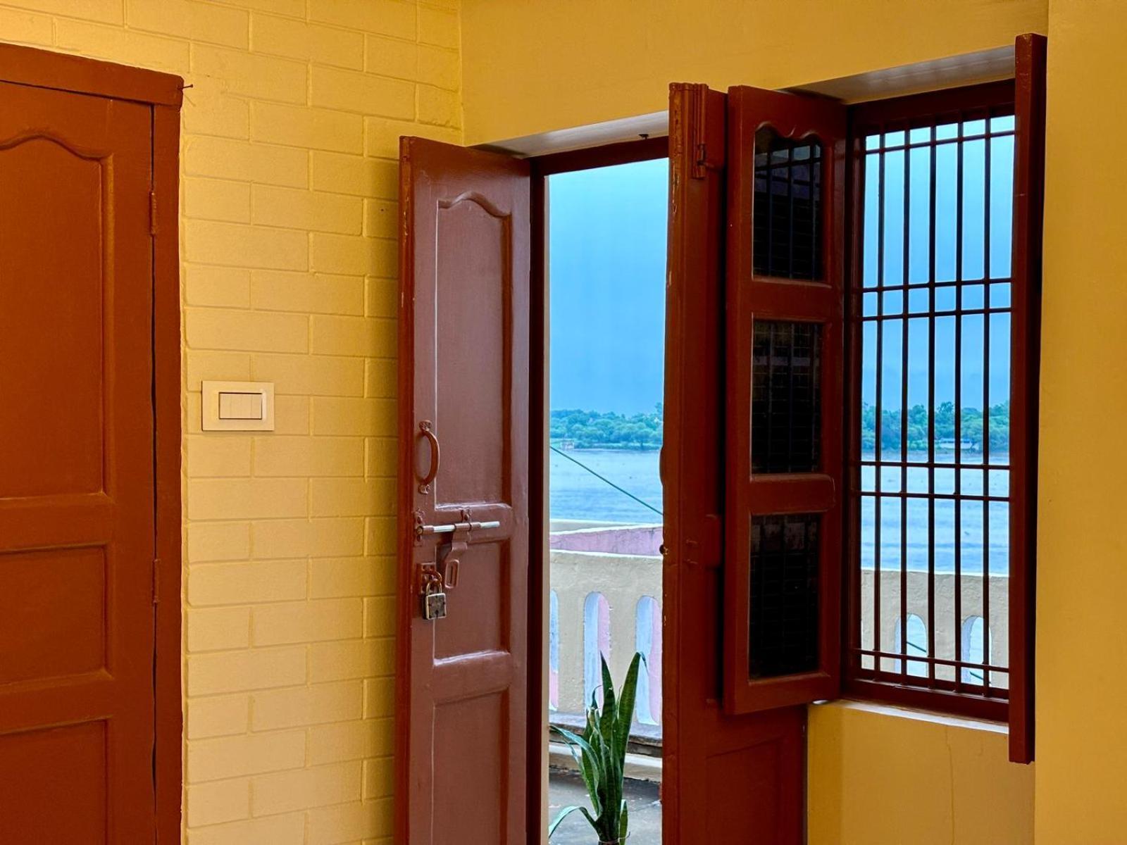 Vintage River Homestay فاراناسي المظهر الخارجي الصورة
